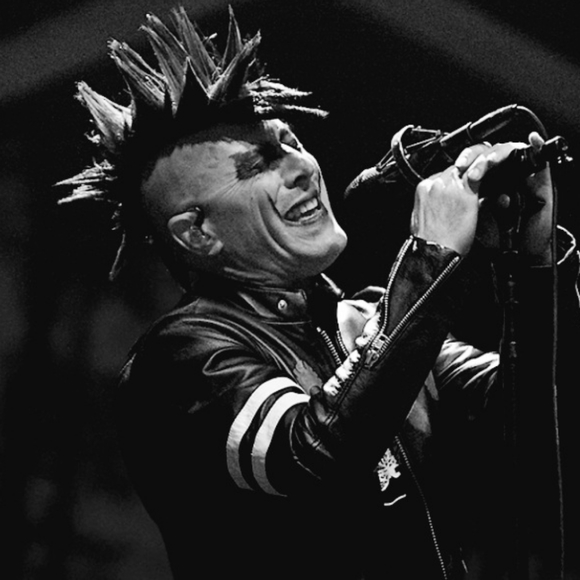 Tool Three Red Faces Lightweight Shirt - Picture 6 of 6